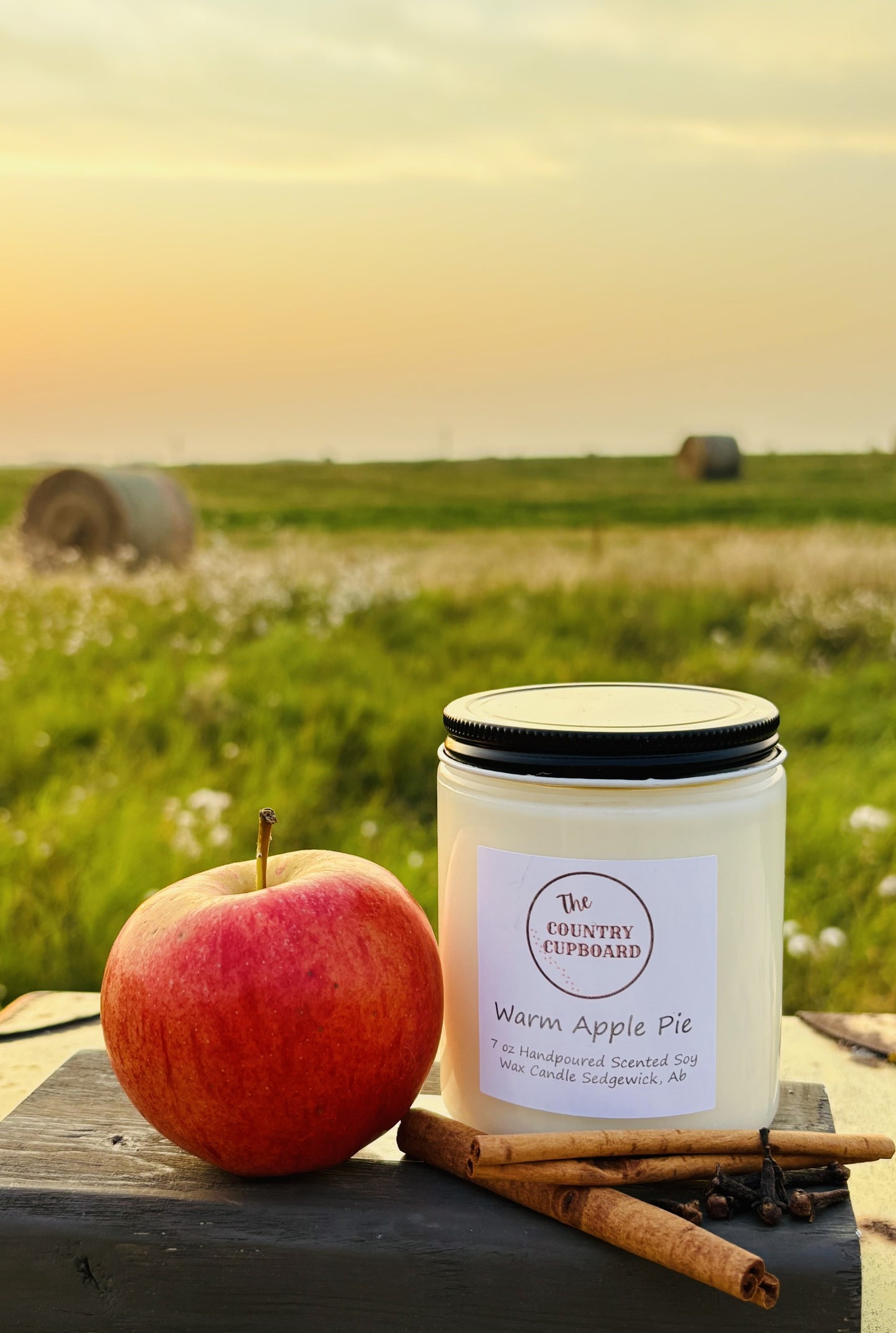 Warm Apple Pie Candle